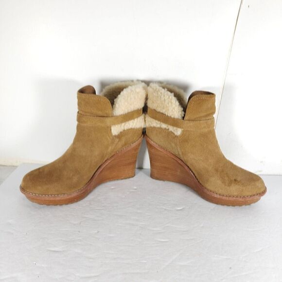 UGG Women's Anais US9 Chestnut Suede Sheepskin Wedge Shearling Boots Booties - Picture 8 of 14